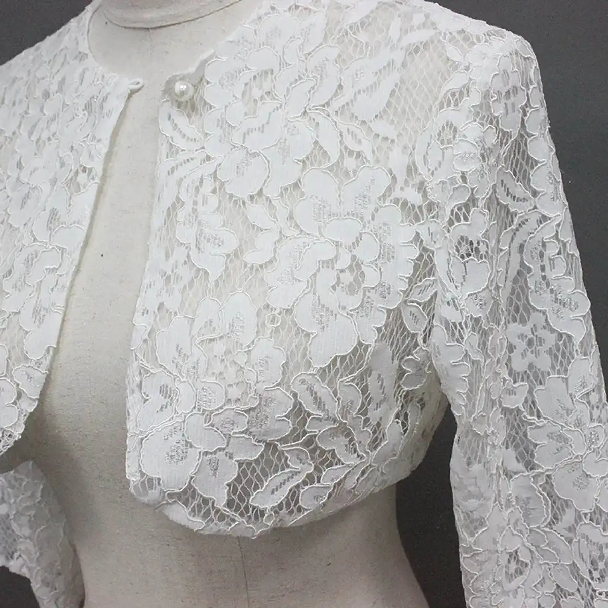 Wraps & Jackets Women Lace Bolero Wedding Short Scoop Neckline Appliqued Edge Bridal Jacket