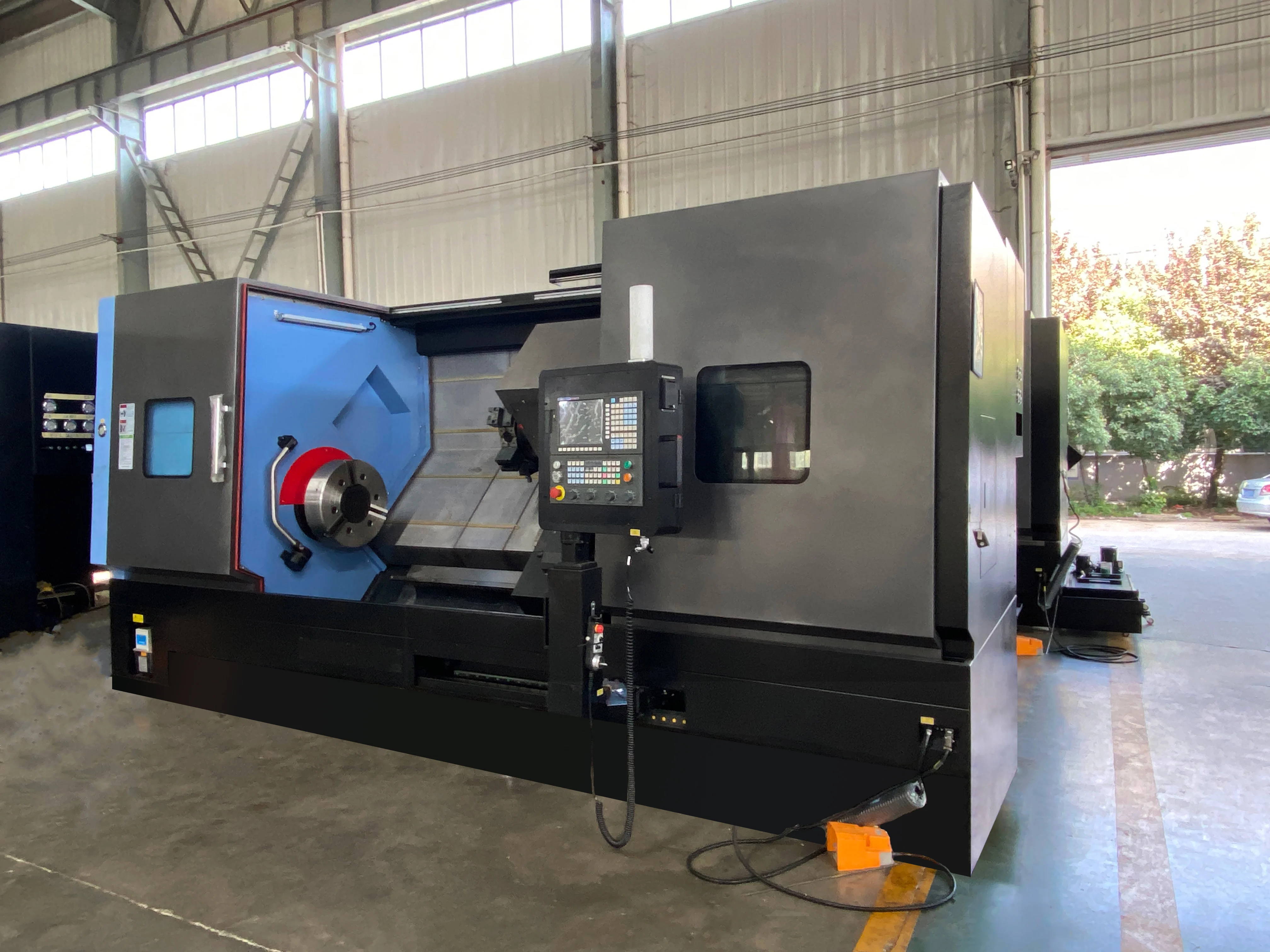 DONGS-TCK700DY Heavy Duty Automatic CNC Lathe Slant Bed Horizontal  Control 2-Axis 0.001mm Accuracy 500mm