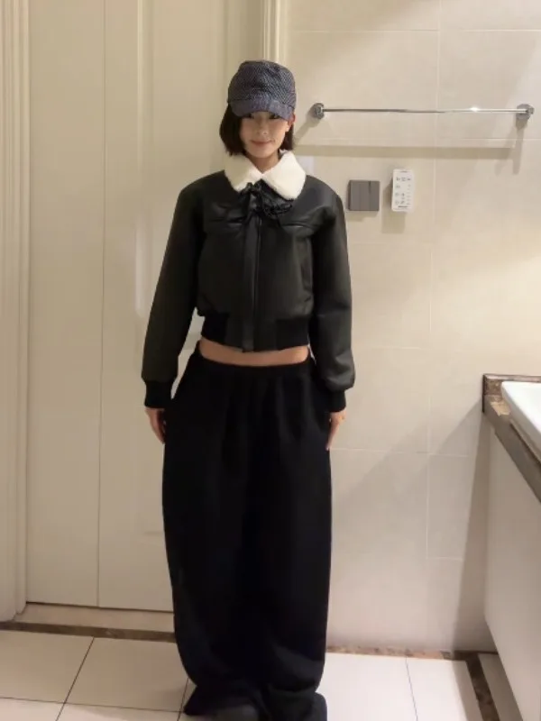 Jaqueta de Couro Coreana Acolchoada com Forro de Lã e Pelo Integrado, Casaco de Inverno Moderno para Mulheres Jovens