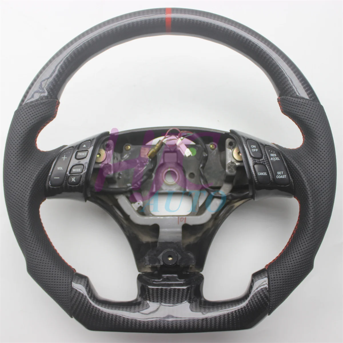 

Руль из натурального карбона и кожи для Mazda 6 Mazdaspeed 6 Atenza 2004-2008