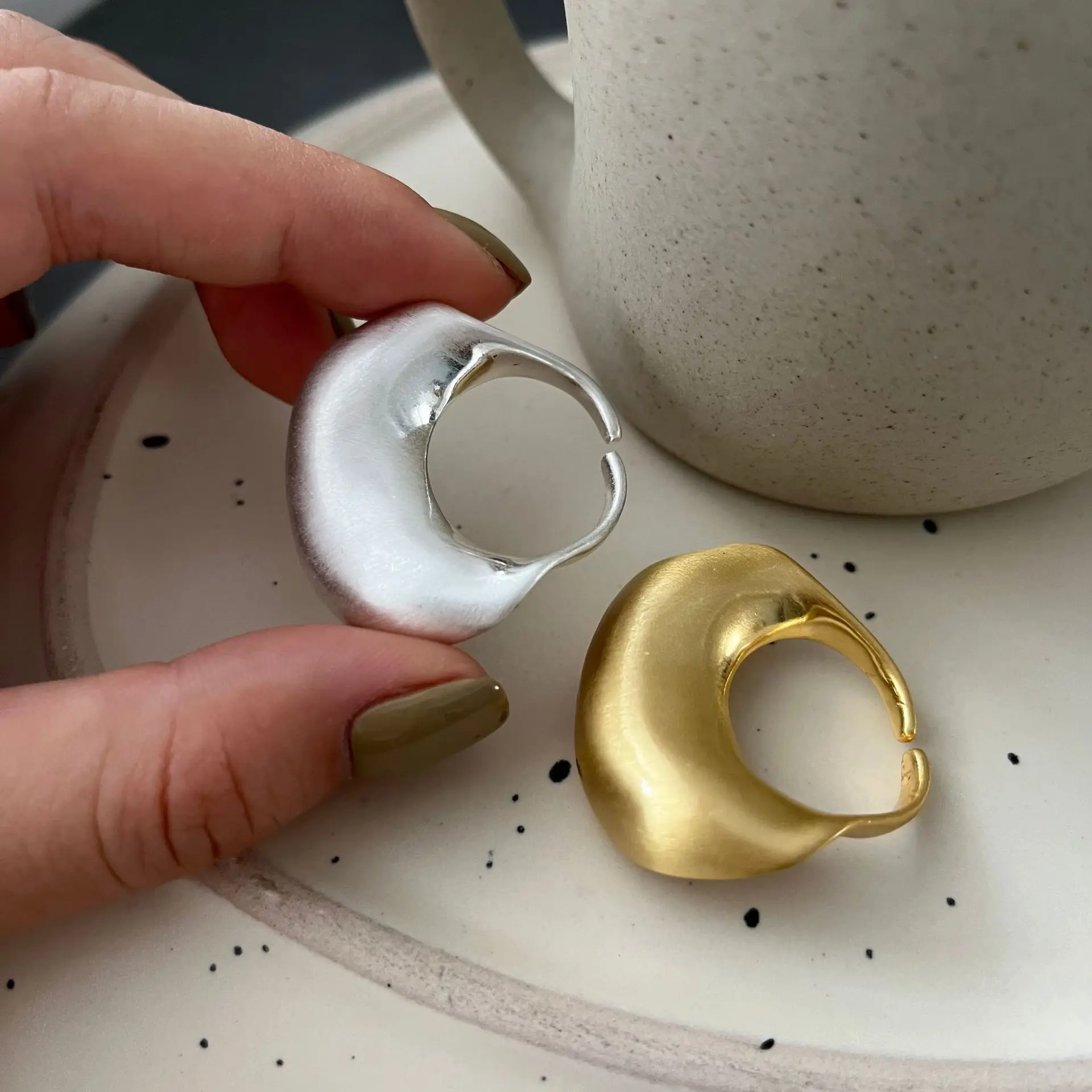 Exaggerated Metal Matte Irregular Arc Shaped Open Adjustable Rings for Women Men Geometric Chunky Trendy Finger Jewelry Gifts