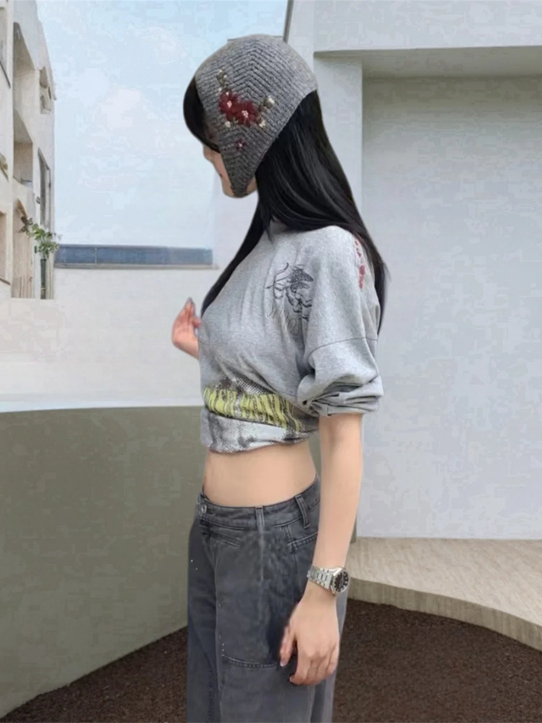 قبعة نسائية محبوكة مع زهور مطرزة لتغطية الأذن والرأس كاجوال للخريف والشتاء قبعة جديدة مقاومة للرياح 3739275 #3