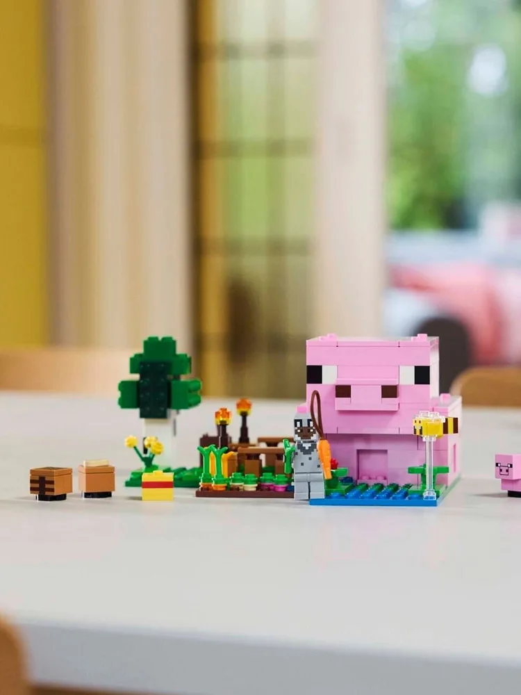 Lego 21268 Pig Baby House Minecraft Series 2025 مكعبات بناء تعليمية جديدة للأطفال