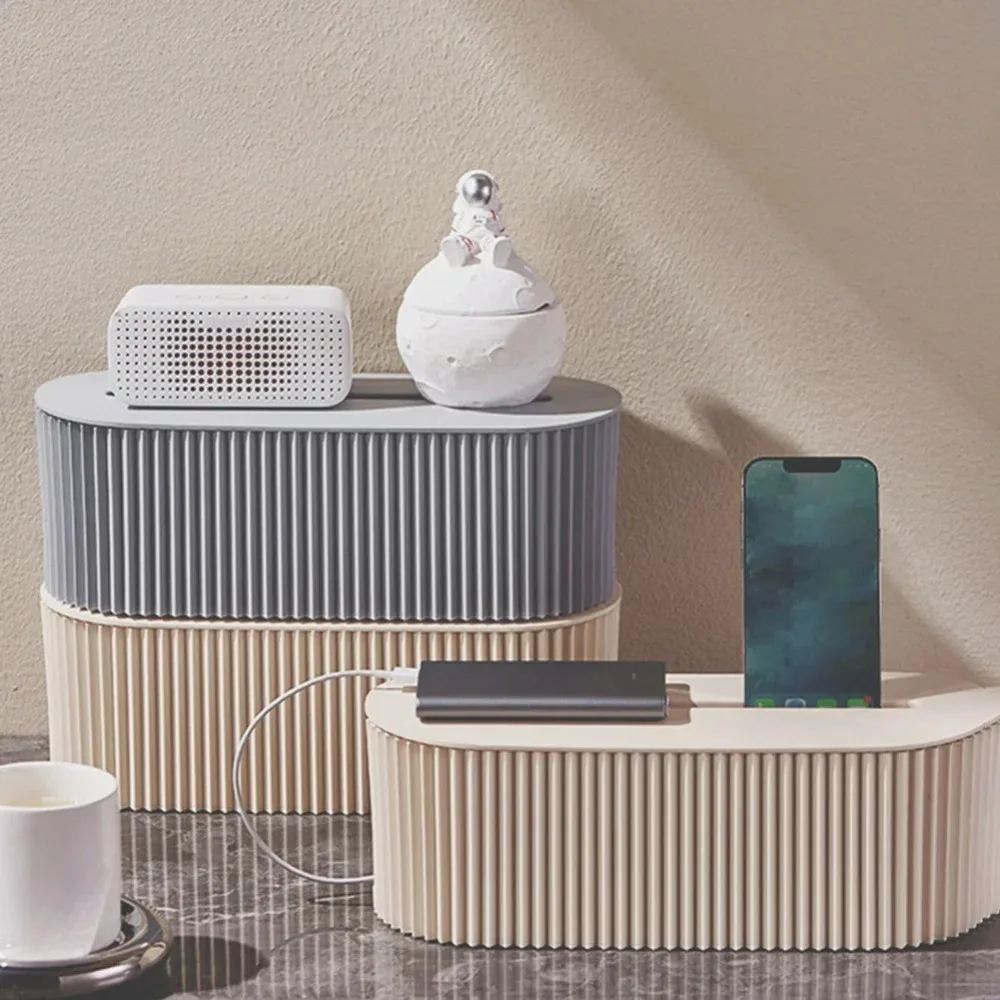 Caja Organizadora de Cables Estándar – Organizador de Cables Beige con Tapa, Gestión de Cables Apilable de Plástico para el Hogar, la Oficina y Dispositivos Electrónicos
