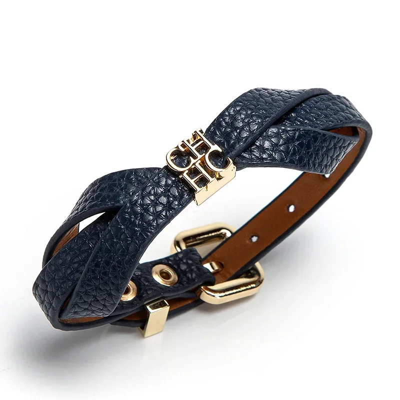 Pulseira de Couro Trançado CH Exquisita com Acento de Logo Monogramado, Fivela Ajustável, Textura Premium, Acessório de Moda para Uso Diário, Presente
