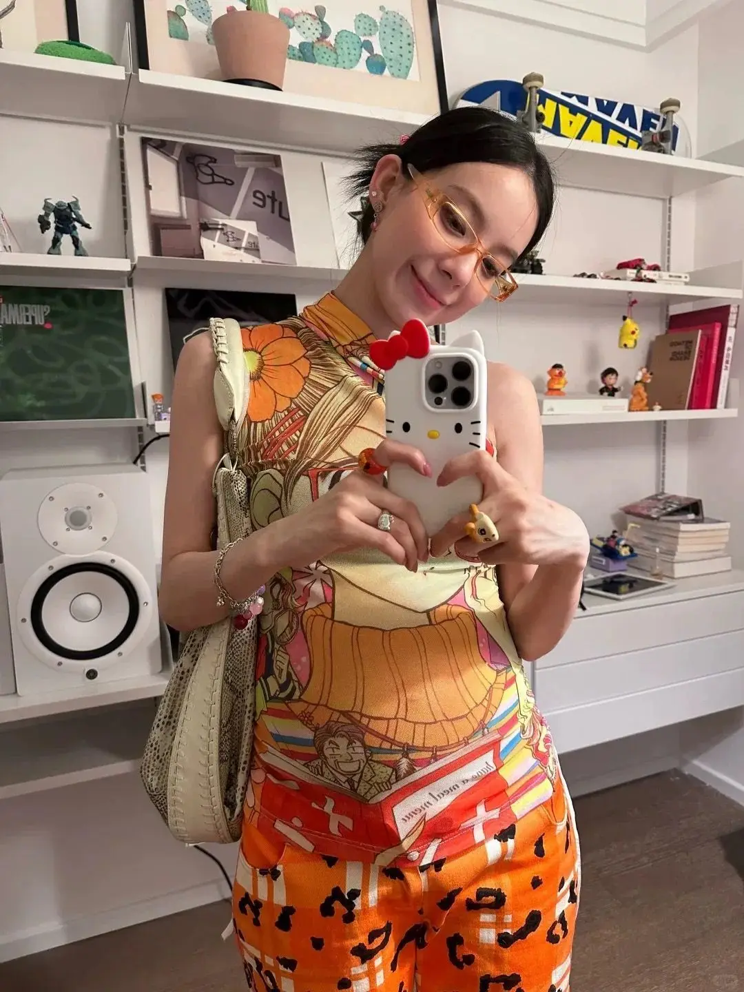 Japanese Y2k 2026 Dopamine Fun Oil Painting Printed Top Women Summer New Style Shirts