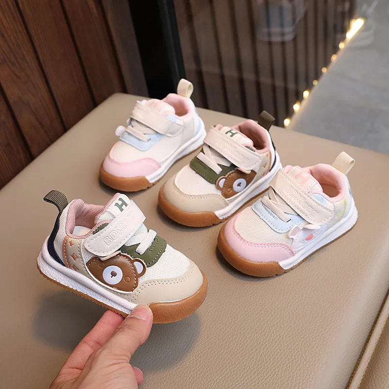 

Baby Kids Sneakers Air Mesh Breathable Boys Girls Sports Shoes with Cute Bear/Rabbit 2024 New Baby Casual Flat Shoes Soft Sole