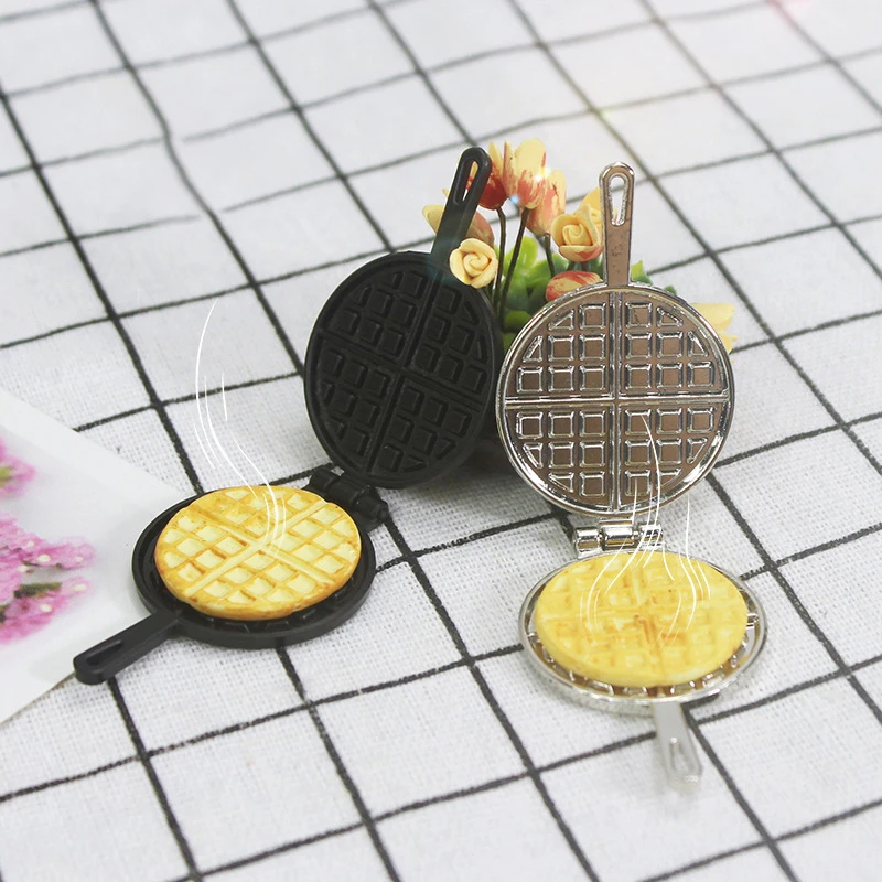 Miniature Food Play Creative Scene Model Doll House Accessories Mini Waffle Mold