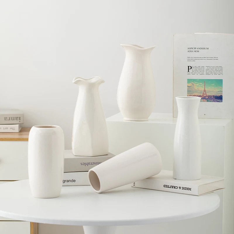 

White ceramic vase with floral decorative item, luxurious and high-end style, large-mouthed artificial flower