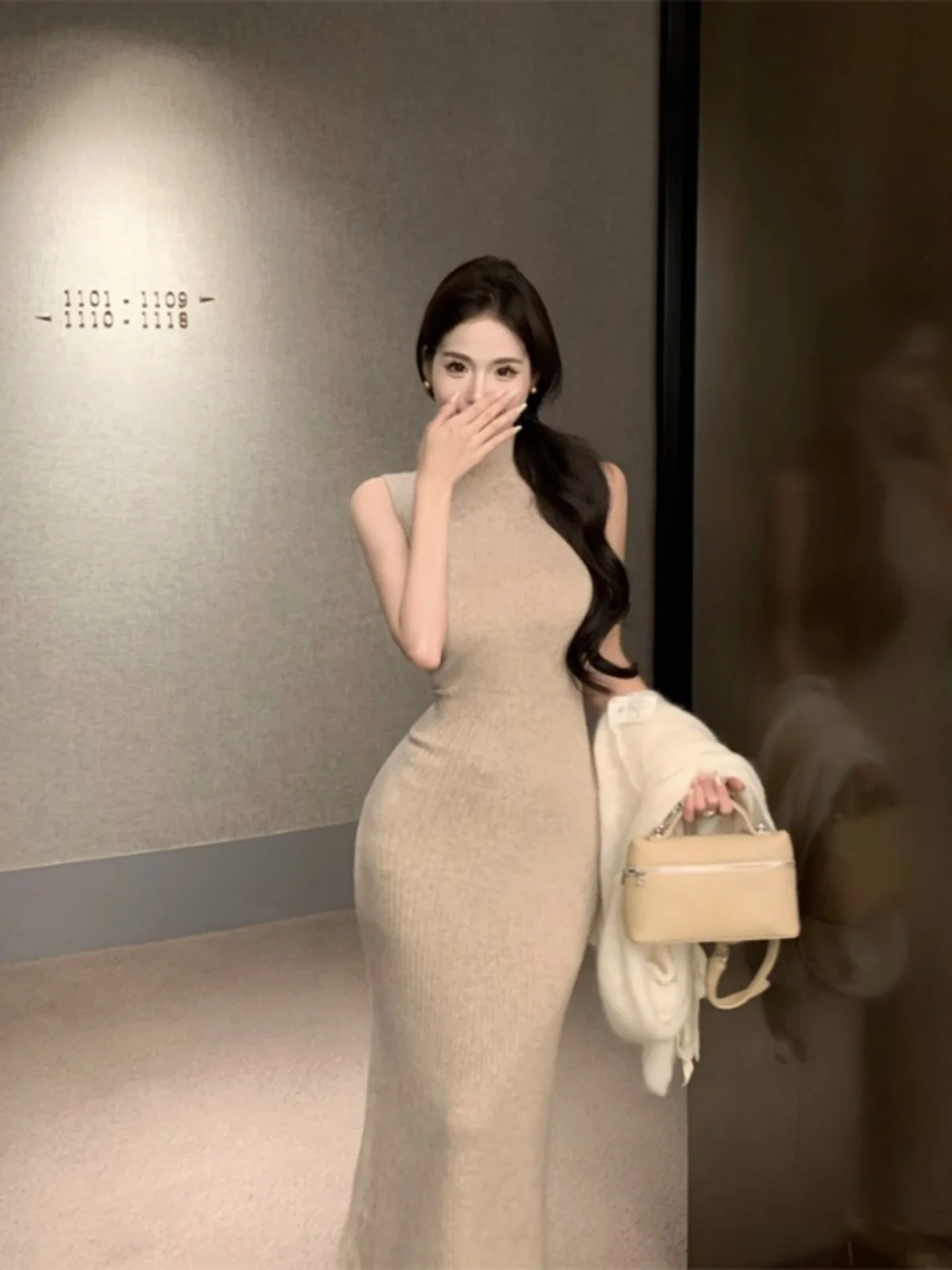 나나 스타일의 여성용 가을용 패션 데님 원피스 무소매 편안한 티셔츠 스타일의 패션 데님 원피스 탄력 있는 허리 디자인