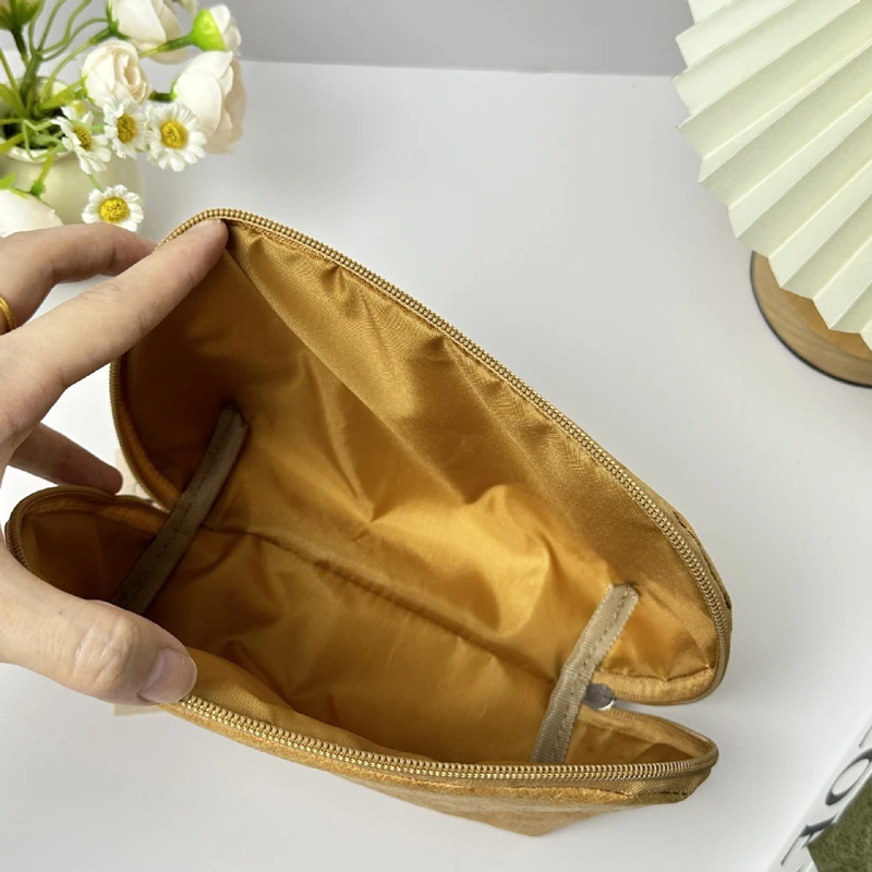 Bolsas de maquillaje con forma de concha de papel Dupont, bolsa de aseo de viaje de gran capacidad, DHL, 100 unidades