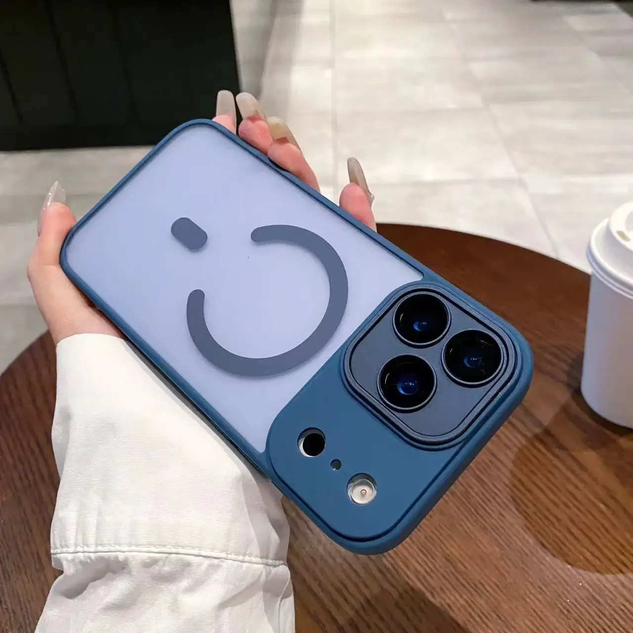 آيفون 17 برو ماكس ماتي شفافة Magsafe المغناطيسي غطاء شحن لاسلكي آيفون 17 الهواء عدسة حماية جراب هاتف