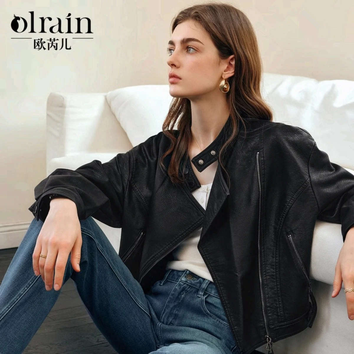 OLrain Giacca vintage in finto PU per donna 2025 Cappotto con cerniera autunno inverno Solido giacche con collo asimmetrico stile Hong Kong GO57QW96150