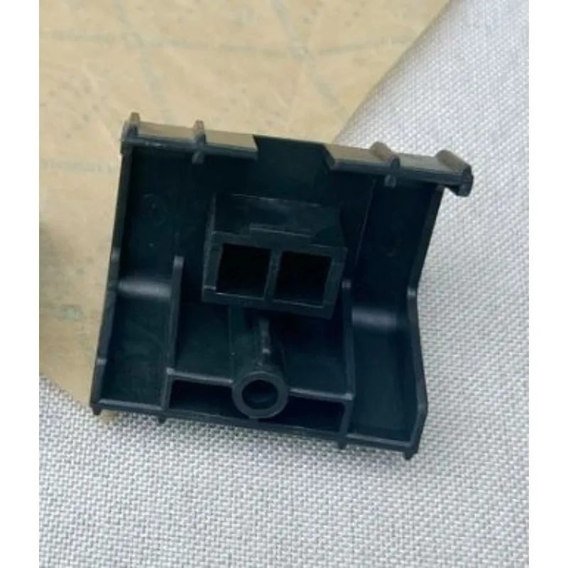 4pcs China Brand Genuine Side Skirt Buckle Clip 1K0853493 for VW Scirocco R CROSS Golf R20 GT.I