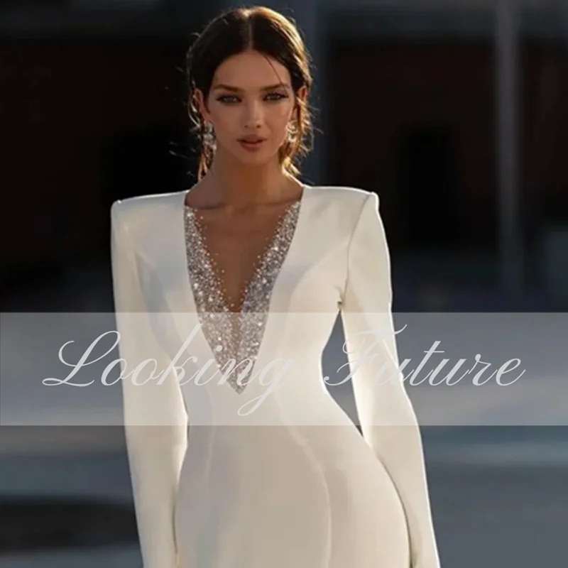 Simples branco praia vestidos de casamento cetim mangas compridas vestido de noiva com trem sexy profundo decote em v frisado boho zíper personalizado