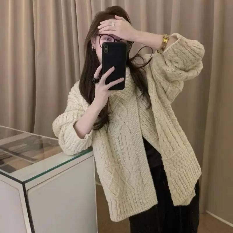 

Lazy Style Thick Lapel Fried Dough Twists Sweater Coat Women's Autumn and Winter Loose Design Soft Waxy Knitting Cardigan