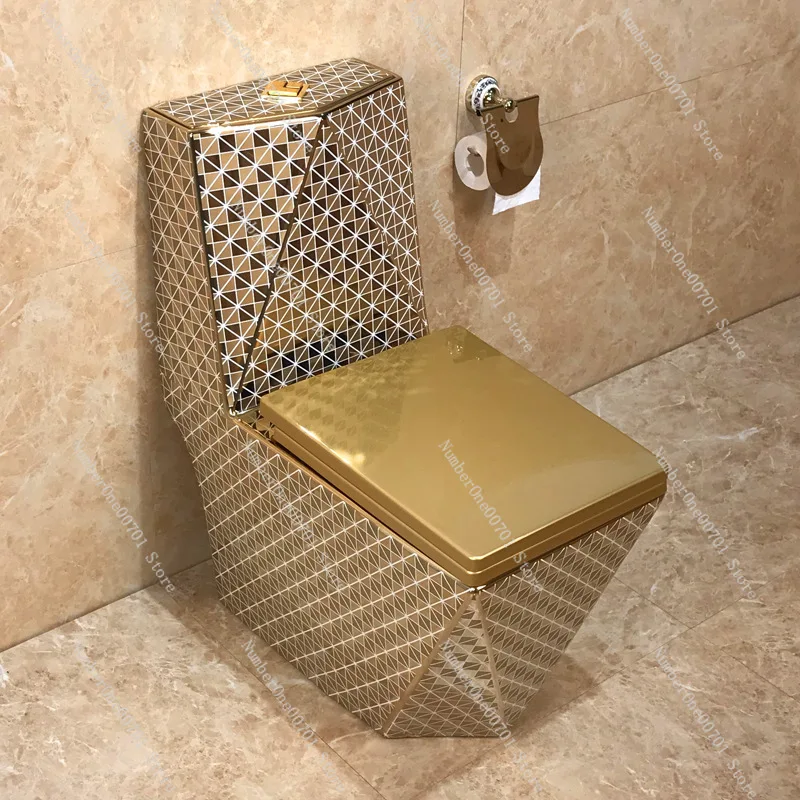 

Exported to Thailand Gold Toilet Personalized Color Toilet High Specification Electroplated Gold