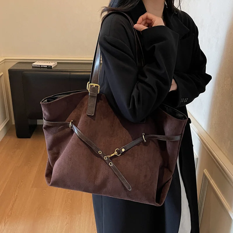 

Сумка-тоут в стиле ретро, простая большая вместительная сумка на плечо для поездок на работу, модная высококачественная матовая замшевая сумка кофейного цвета под мышками