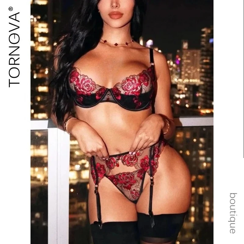 

Tornova Sexy Lingerie Set: Casual Rose-embroidered Mesh Fabric Slim Shoulder Strap See-through Lace Two-piece Lingerie Set