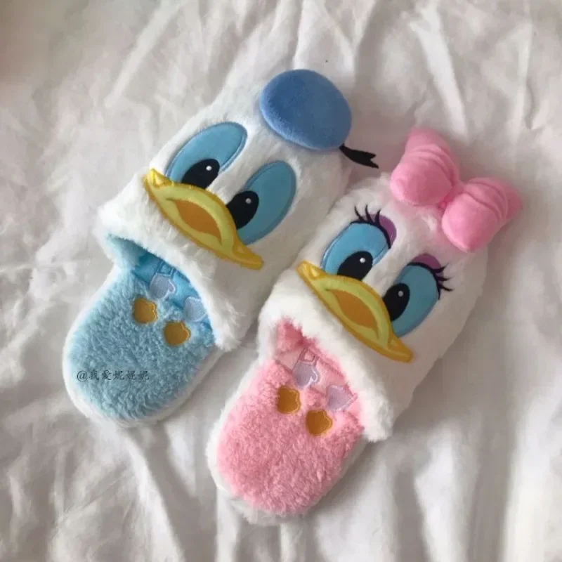 Nuove pantofole Disney Lotso Paperino Daisy cartoon carine pantofole in cotone caldo autunno e inverno pantofole da casa in peluche creative personalizzate