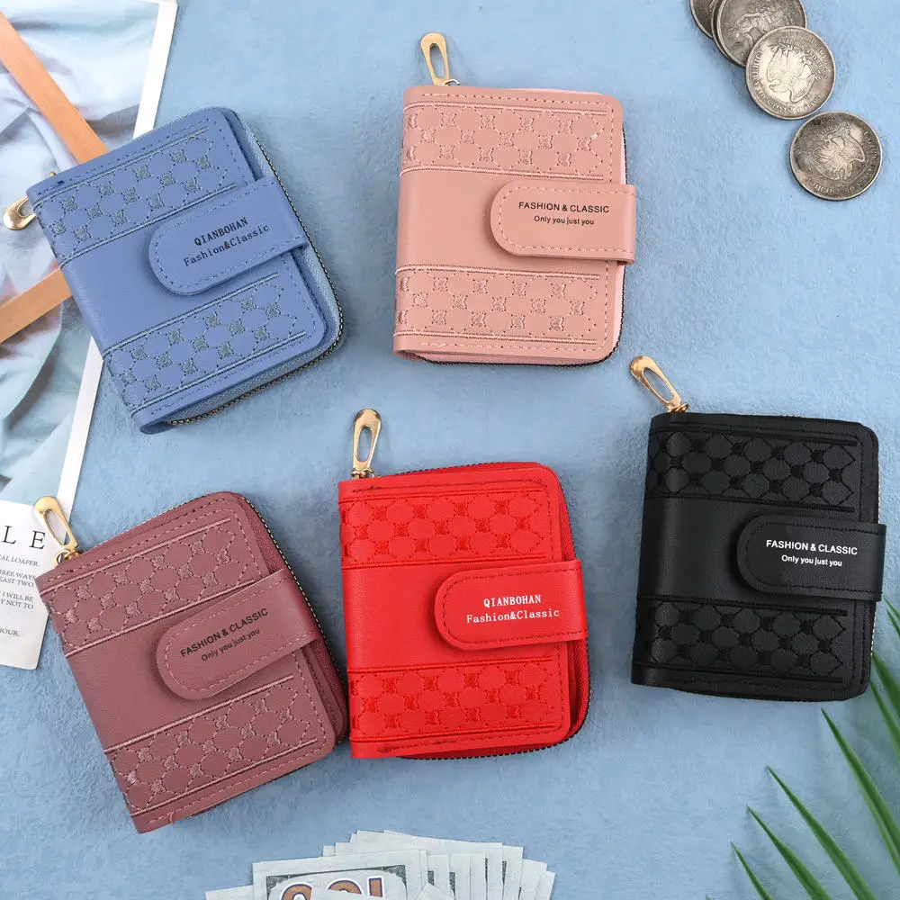 

Embroidered Love Heart Wallet Fashion Ladies Multifunction ID Holder Card Holders Wallet ID Holder Zipper Snap Short Wallet