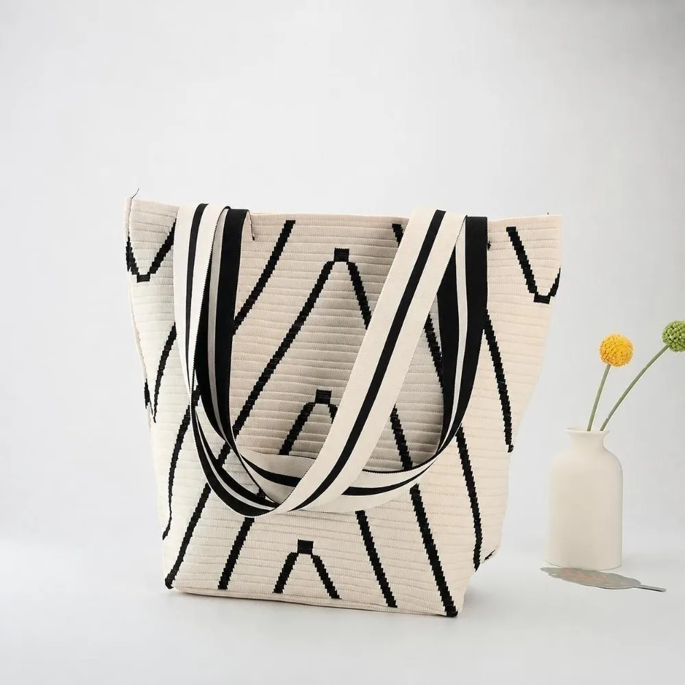 Fashion Handbag Shoulder Bag Triangle Wave Large Capacity Knitted Bag Striped Pattern Underarm Bag Women
