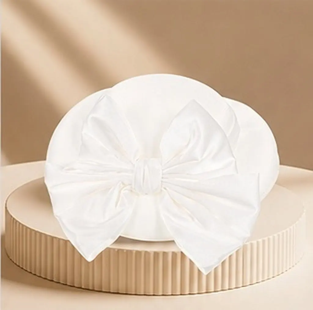 Women Bowler Hat White Fashionable Wedding Halloween Party Dress Hat Elegant Bridal Cap High-End Design Bridal Cap
