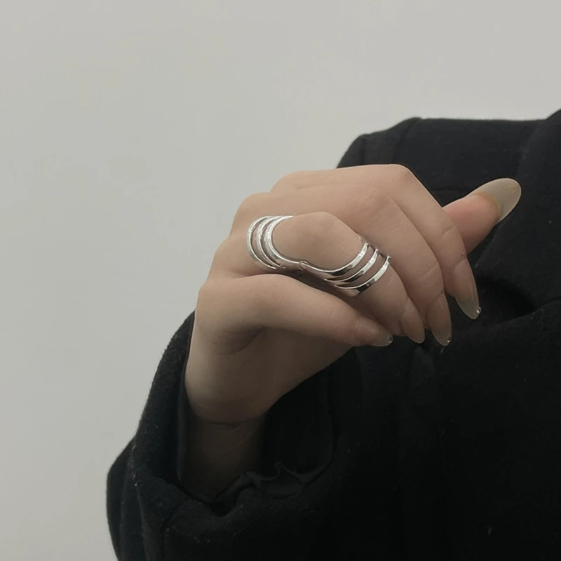 Simple Punk Hollow Index Finger Ring Retro Bendable Chunky Ring Fashion Jewelry Gothic Statement Joint Rings