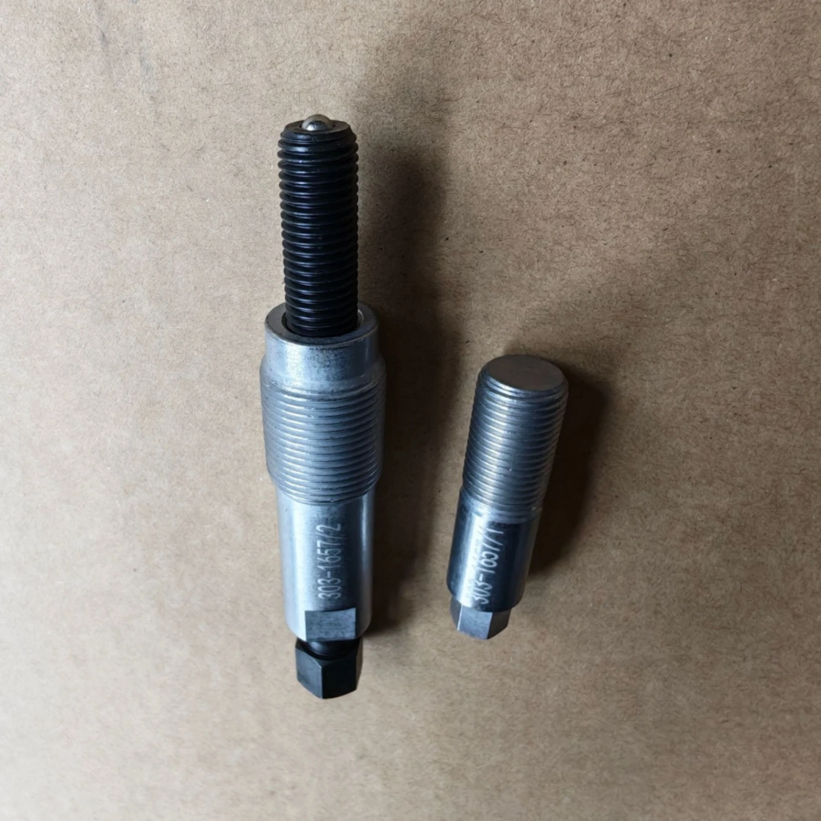 2 Pieces Carbon Steel Puller Tool with Two Components Professional Hex-Drive Crank Pulley Puller Wide Compatibility