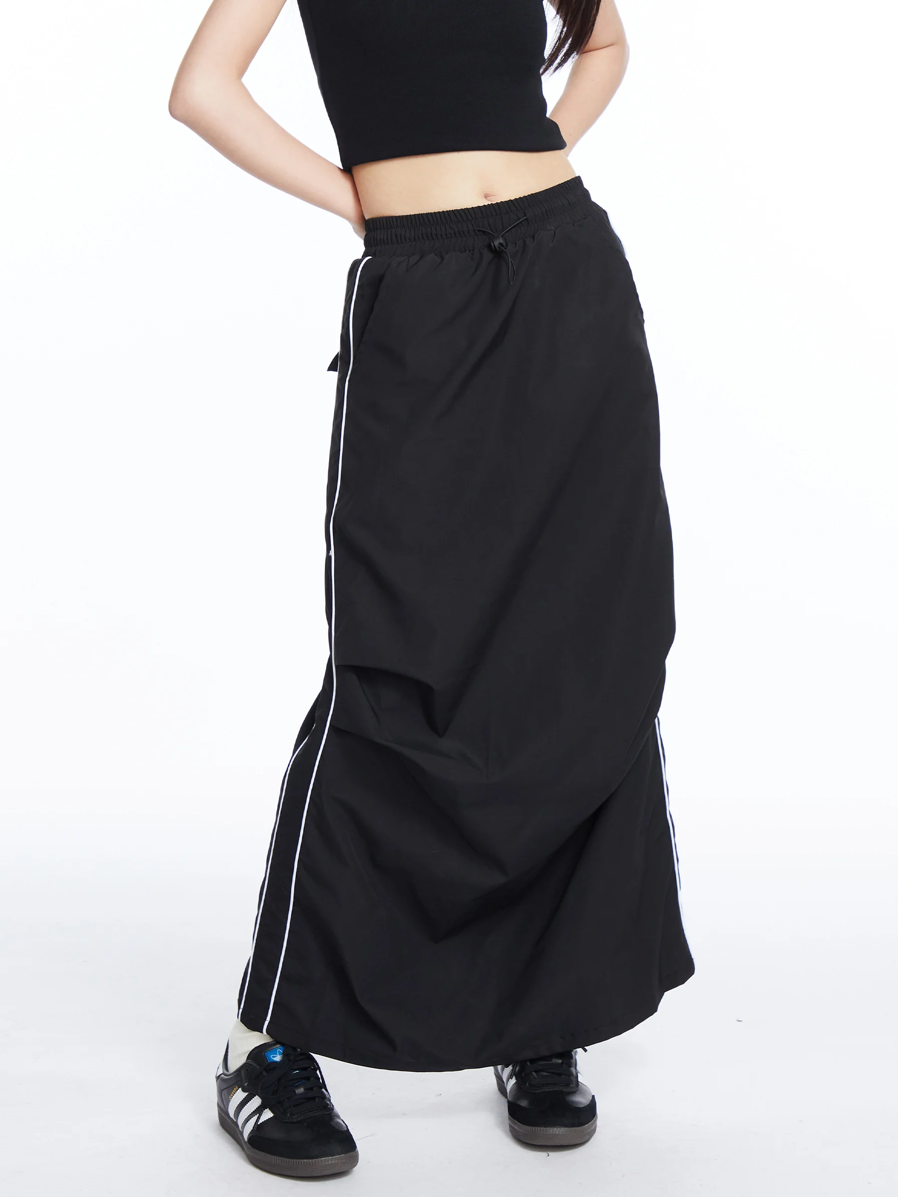 

Черная плиссированная юбка А-силуэта в стиле Bella с эластичным поясом, миди, для фигуры типа «груша», стройнящая, в уличном стиле, спортивная, повседневная, длинная юбка