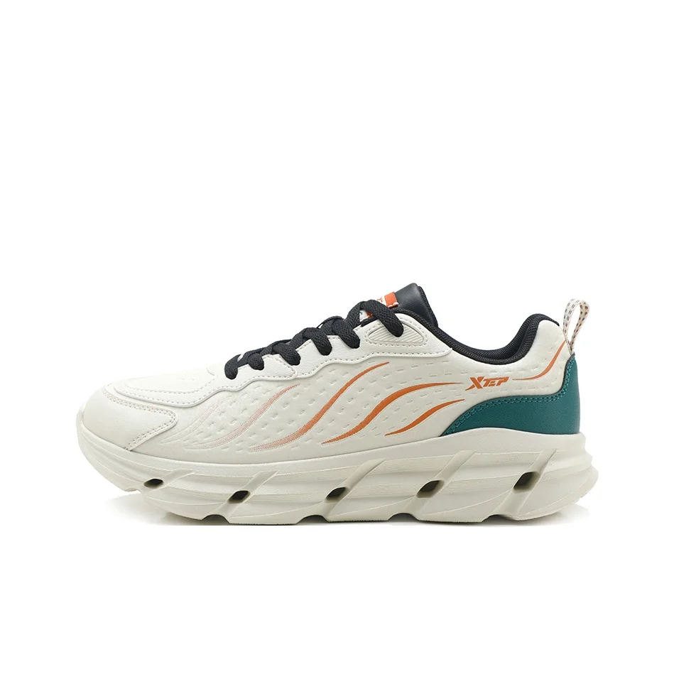 XTEP Athletic Shoes Men's Tea White/Velvet Pine 875319110079-2/