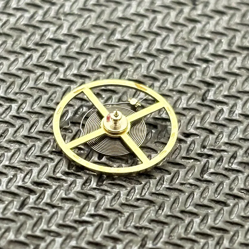 10pcs Watch Movement Accessories Full Swing 8205 Balance Wheel with Oil Wire Brand New 8215