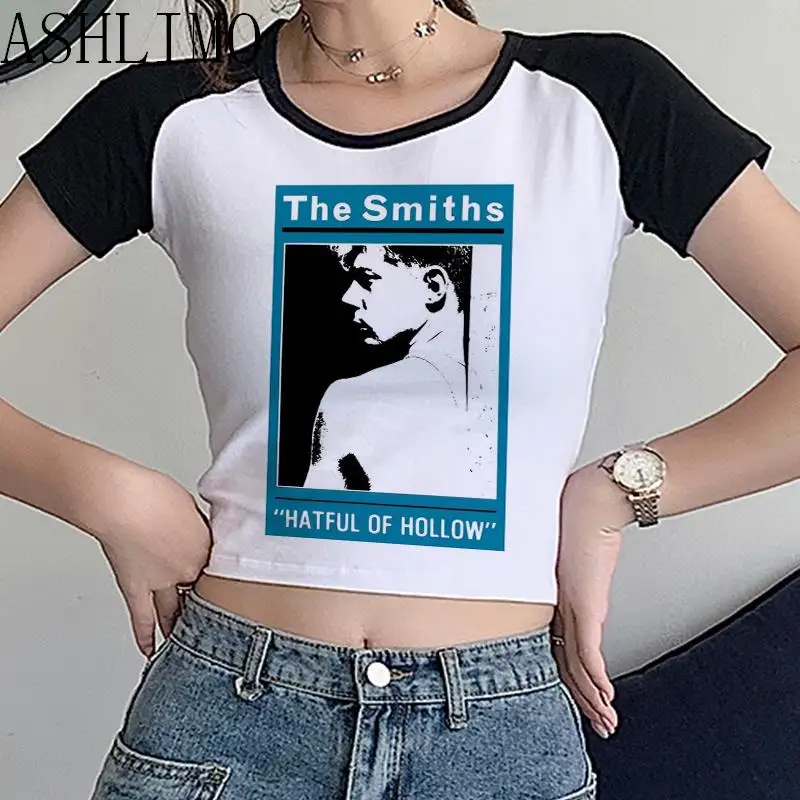 Le donne Crop Tee Rock Band ispirate Tee The Smiths Graphic Tee Morrissey Johnny Marr carino Y2k t-shirt estetica nera manica corta