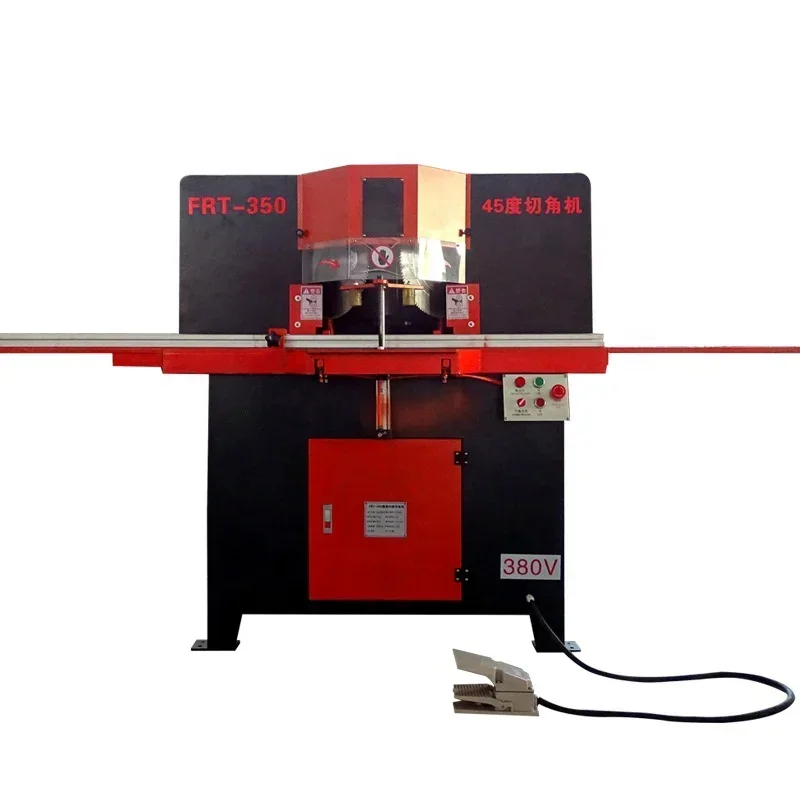 High Precision Industrial Grade Miter Wood Door and Window Frame 45 Corner Frame Double Head Sawing Machine