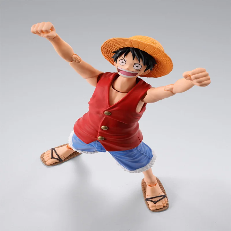 

Bandai 100% Genuine One Piece Model Kit Anime Figures SHF Monkey D Luffy The Raid on Onigashima Action Figure