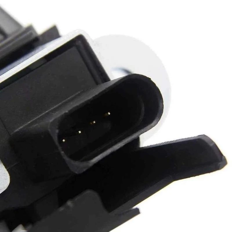 

Back Door Lock Actuator Trunk Lift Tailgate Locker Luggage Compartment Lid Lock ClosersFor MK5 MK6 5K0827505A 1K6827505E