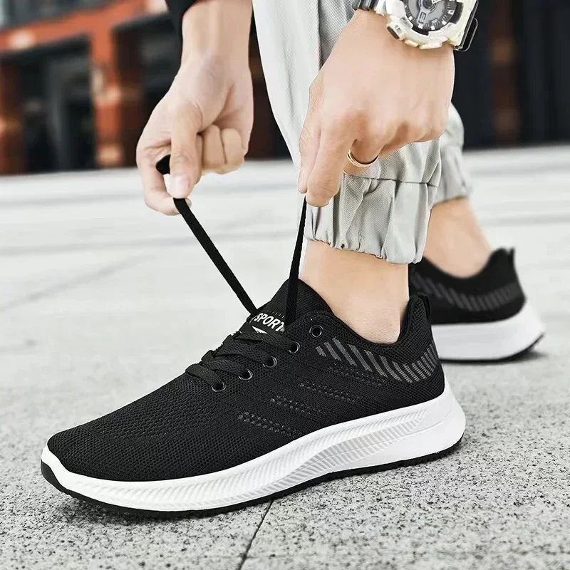 2024 Casual Slip on Fashion Sneakers Breathable Running Shoes Outdoor Walking Training Tennis Shoes for Men Casual Sneakers