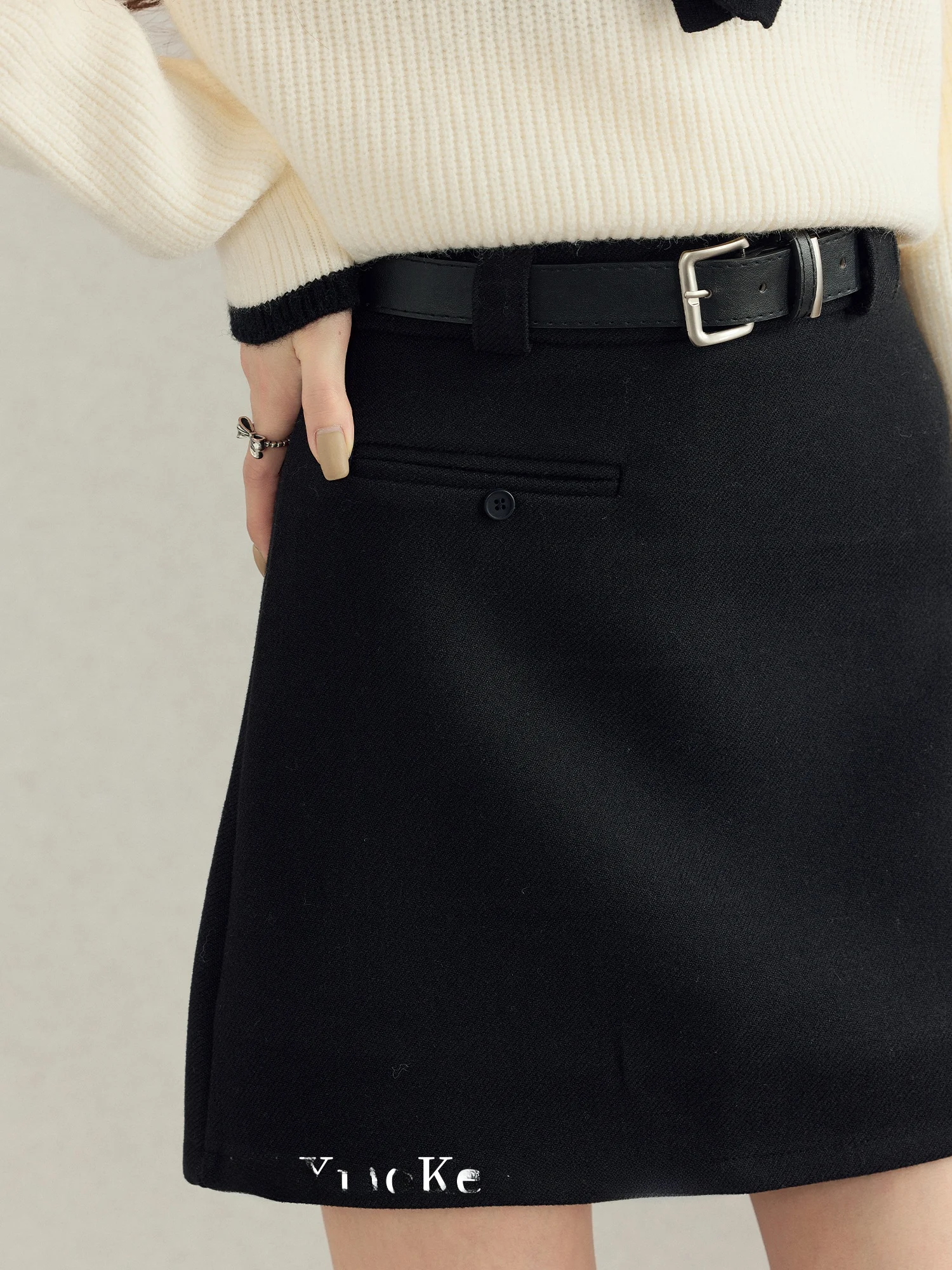 

Черная юбка-трапеция с высокой талией, облегающая, женская, осенне-зимняя, новая, маленький размер, для девочек, простой дизайн