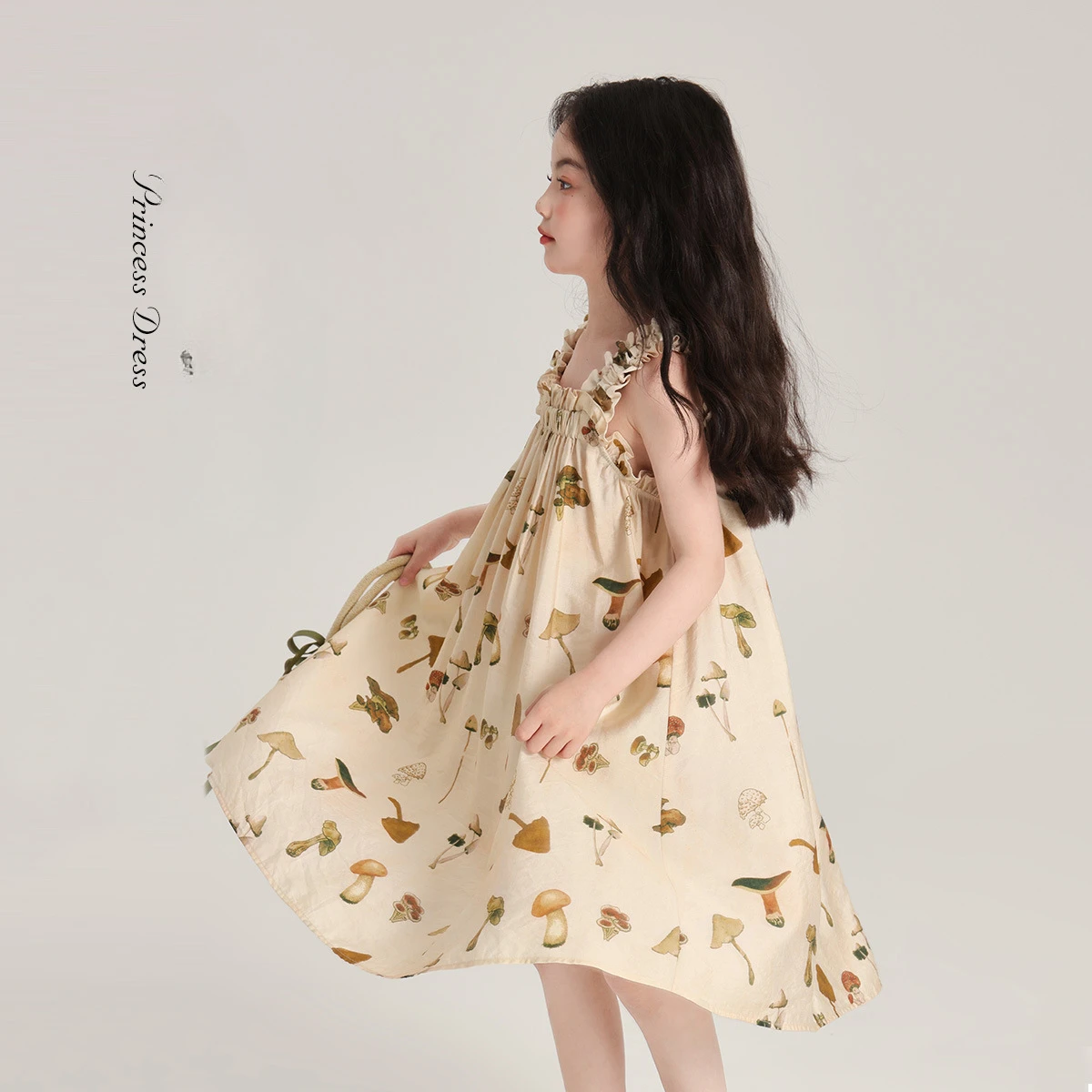 Girl Dress 2024 Summer New Mushroom Pattern Full Print Baby Girls Long Sleeveless Pleated Girls Retro Fashion Style Dress