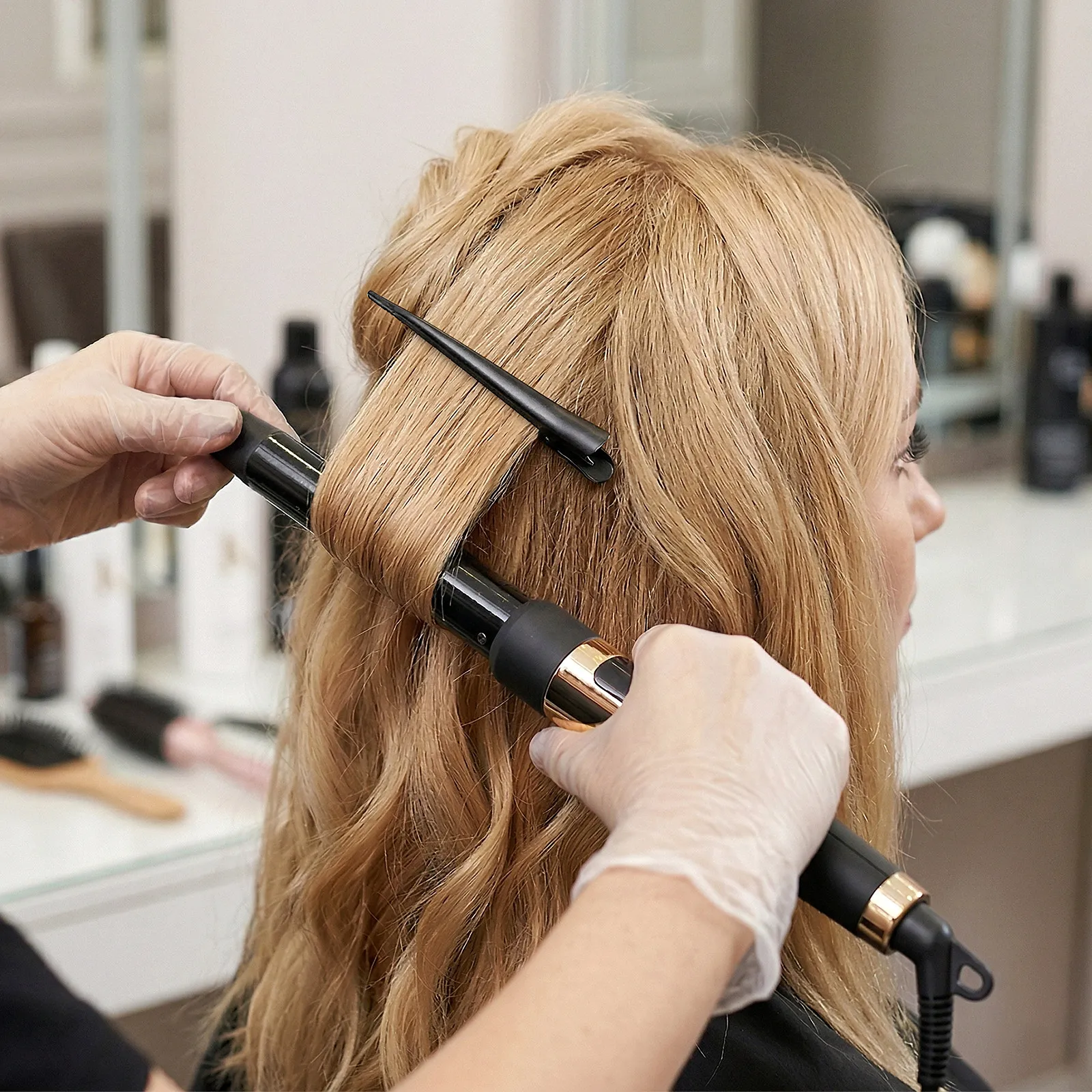 

Набор из 3 заколок-уточек для волос: удобные, с нескользящими зубцами, для укладки и фиксации локонов, для женщин, парикмахерских и салонов красоты, для использования в ванной.