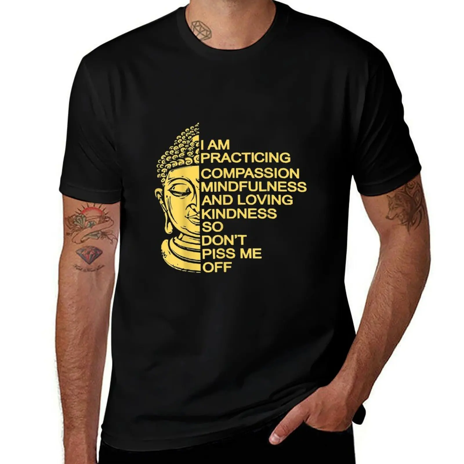 T-shirt décontracté minimaliste à manches courtes avec inscription « Je pratique la compassion, la pleine conscience et la gentillesse »