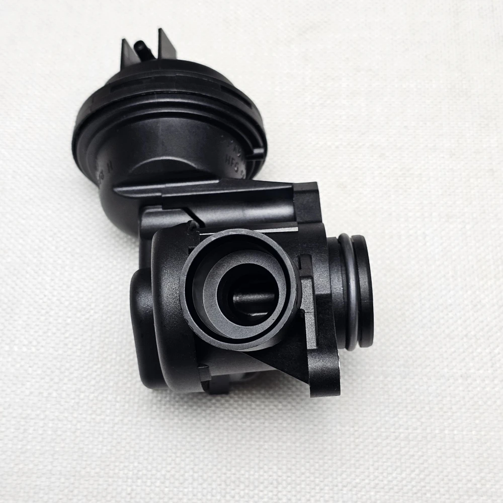 06M121678H 06M121678F รถชิ้นส่วนเครื่องยนต์ Thermopneumatic วาล์วสําหรับ CR7 A6 A7 A8L Q7 Q8 S4