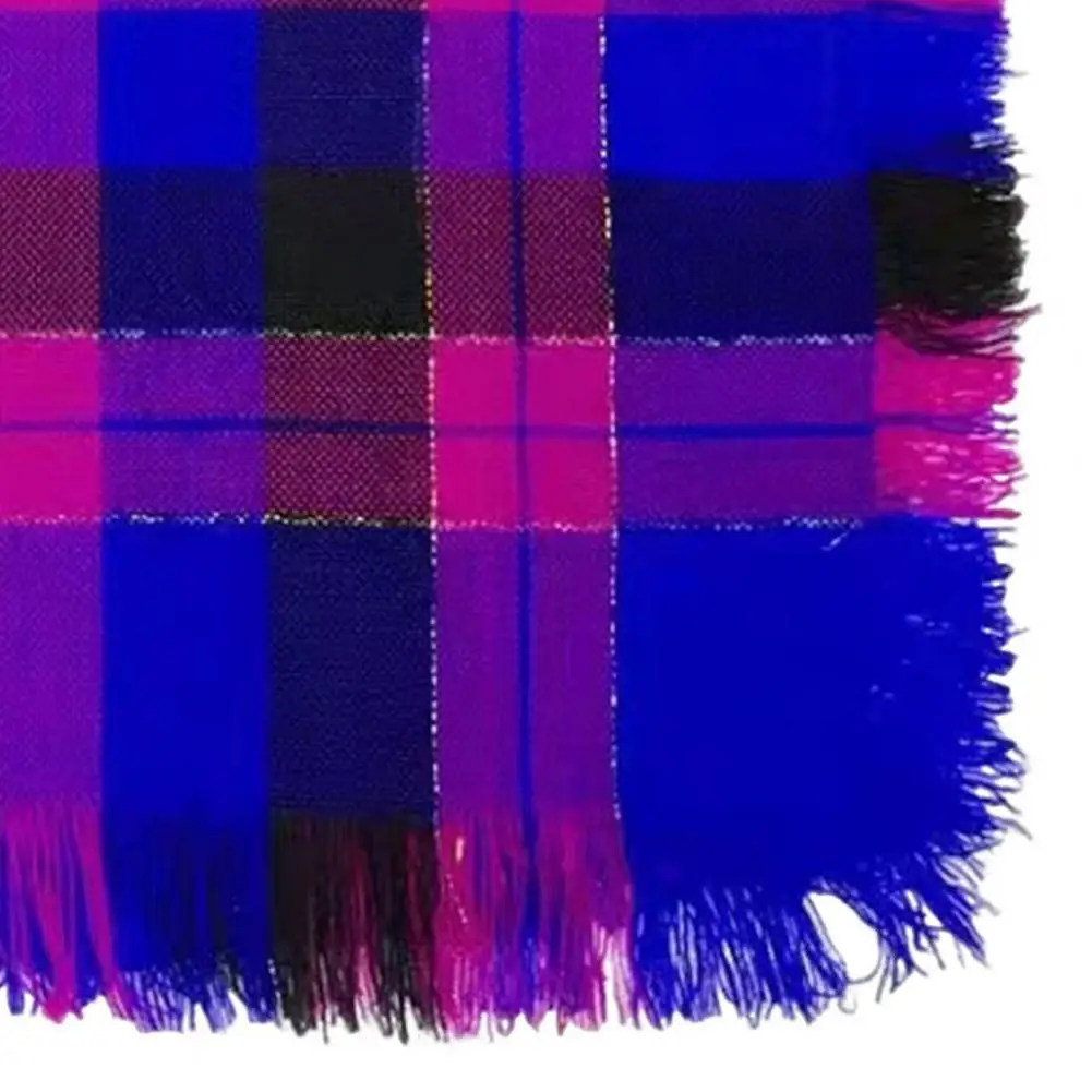 Sciarpa quadrata in lana dal design scozzese Sciarpa quadrata in lana con motivo scozzese con decorazione nappa per donna Foulard versatile lavorato a maglia