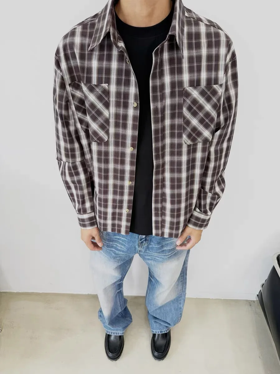 アメリカンレトロルーズフィットピュアコットンチェック柄長袖シャツカジュアルメンズ秋アウターウェア、ほつれデザイン、快適で通気性があります。