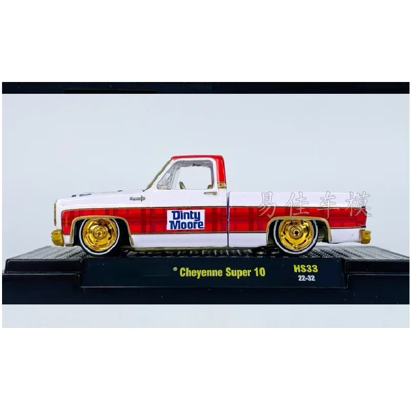 Diecast Scale 1:64  Model 1973 Chevy Cheyenne Super Simulation Alloy Car Model Metal Vehicle Collection Decoration Gift Toy