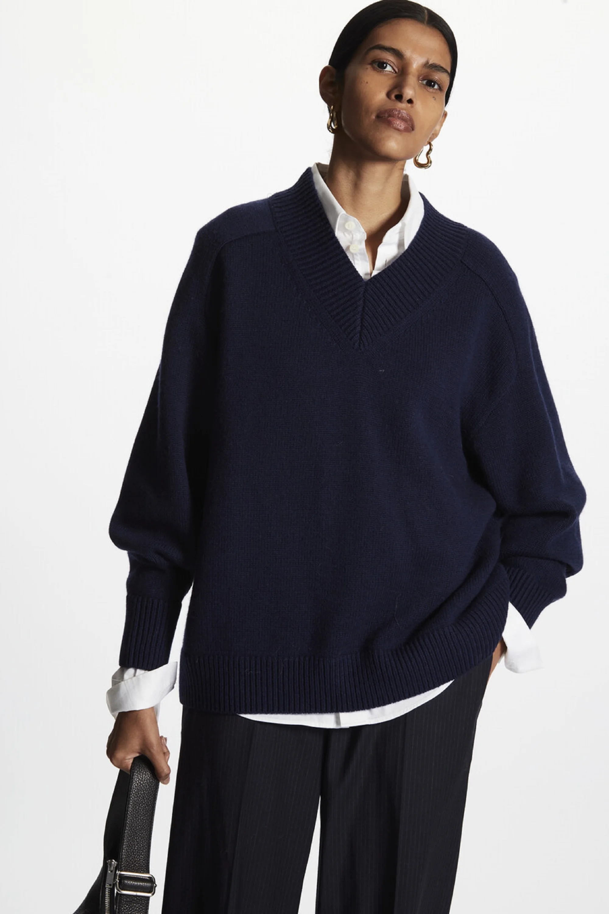 

Ethereal MD 2025 cos winter new style of Women's fashionable and casual V-neck wool blend knitted sweater