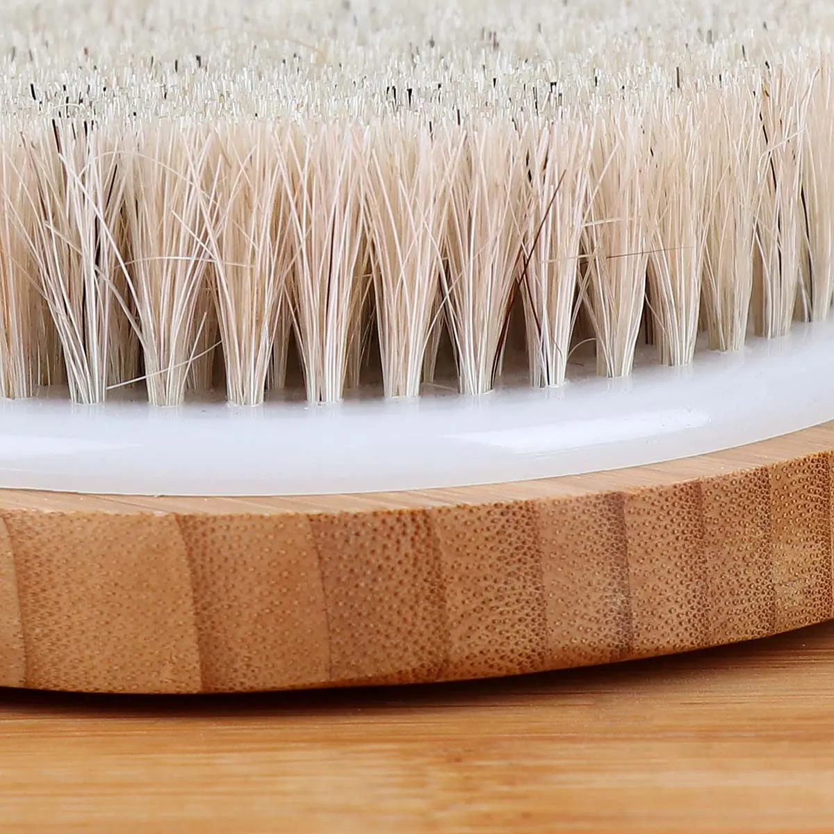 Professional Medium Firmness Dry Brush Natural Exfoliating Body Brush for Back Legs Arms Feet Softening Dead Skin Removal