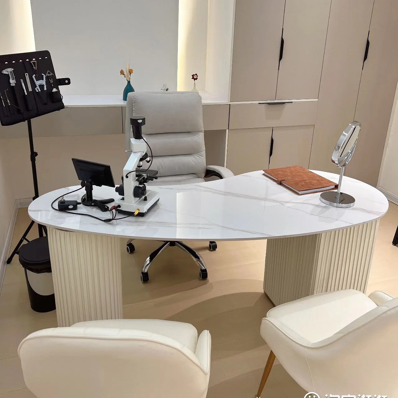 

Medical beauty consultation table negotiation reception table interview workbench beauty salon skin detection table desk compute