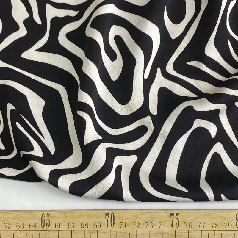 Black White Zebra Stripe 80S Silk Cotton Satin Fabric Summer Dress Elegant Luxurious Women's Fashion Breathable Party Wear view 3