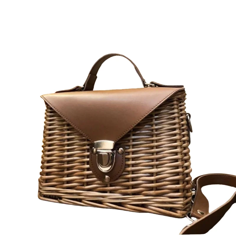 

Retro Rattan Kintted Hollowed Women's Handbag 2025 Summer Travel Beach Bag Straw Brown Bag Handwoven Flap Shoulder Crossbody Bag